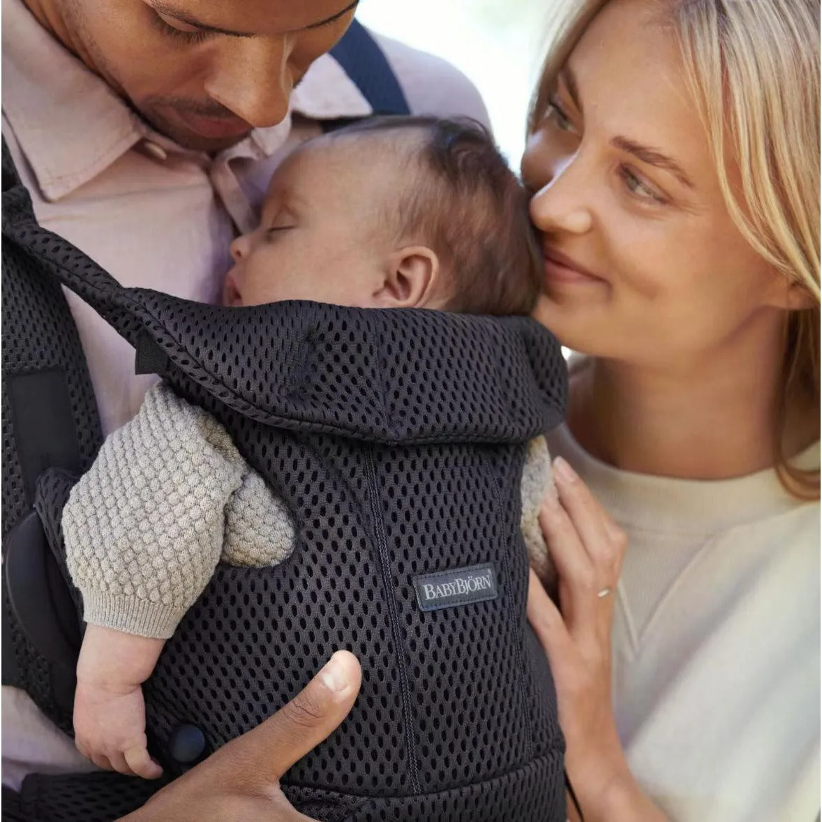 Baby Bjorn - Baby Carrier Free - Anthracite Mesh