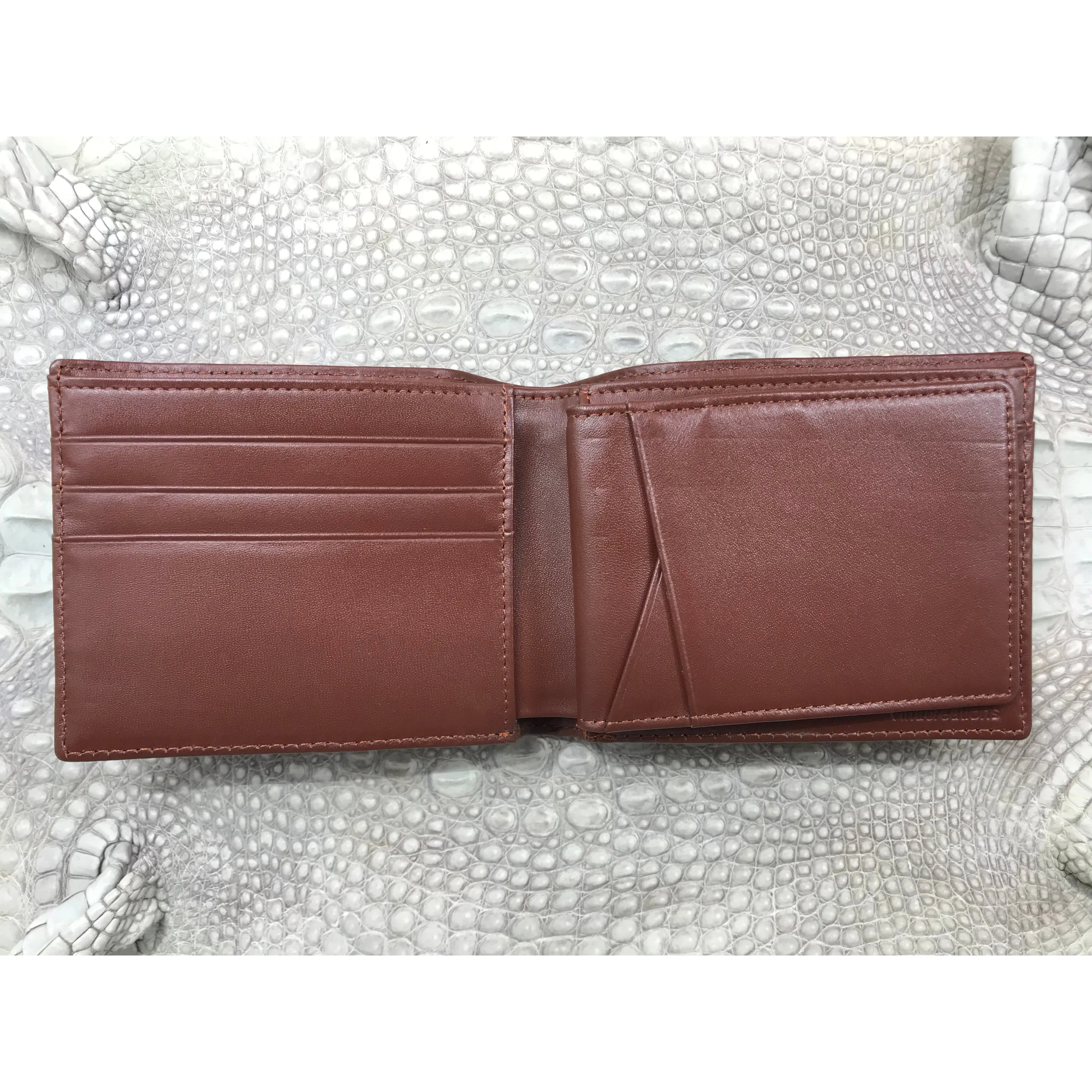 Brown Alligator Skin Bifold Wallet For Men | Handmade Crocodile Leather Wallet RFID Blocking | VL5635