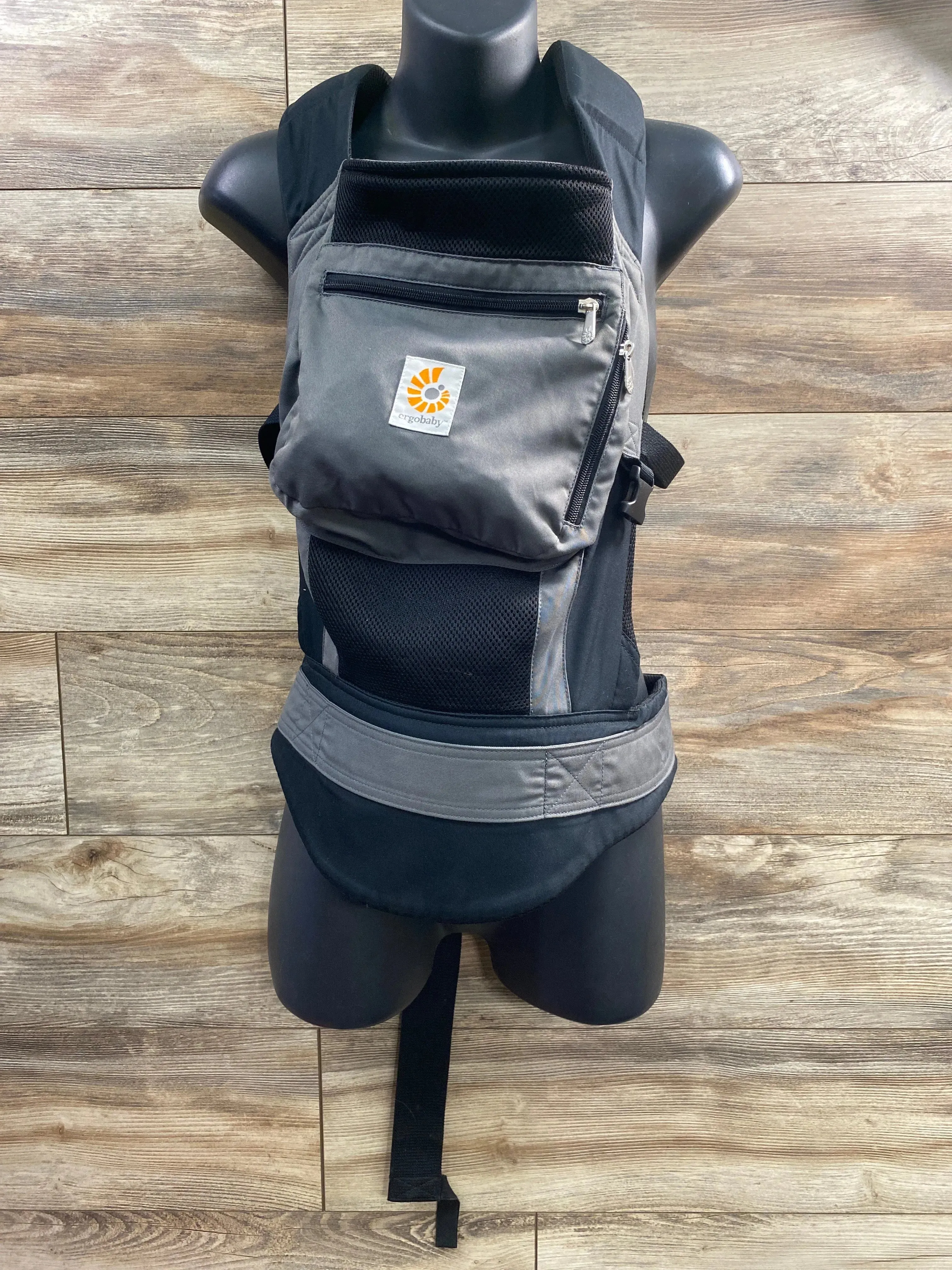 ErgoBaby 360 All Position Cool Air Mesh Baby Carrier in Black