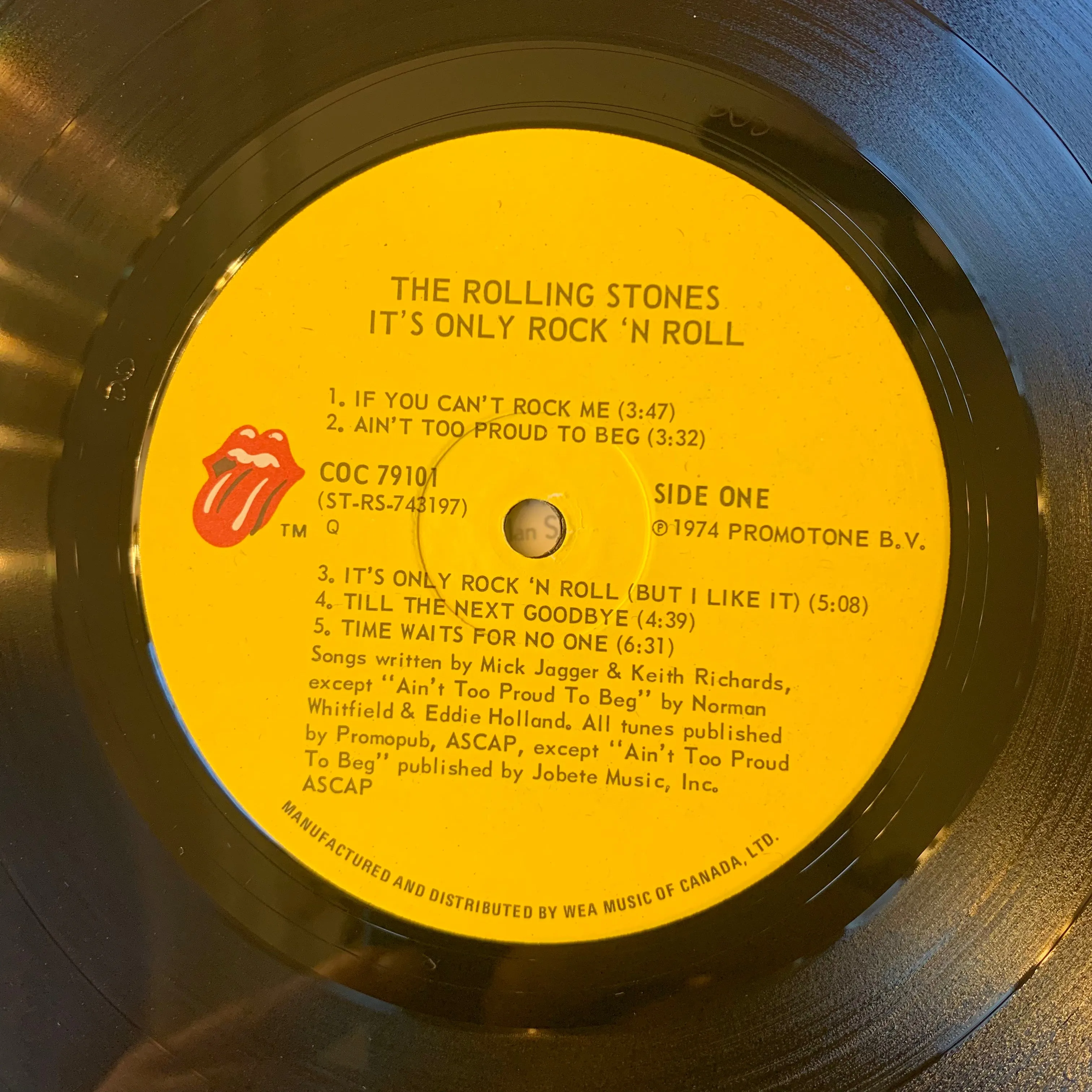 IT'S ONLY ROCK N ROLL - ROLLING STONES