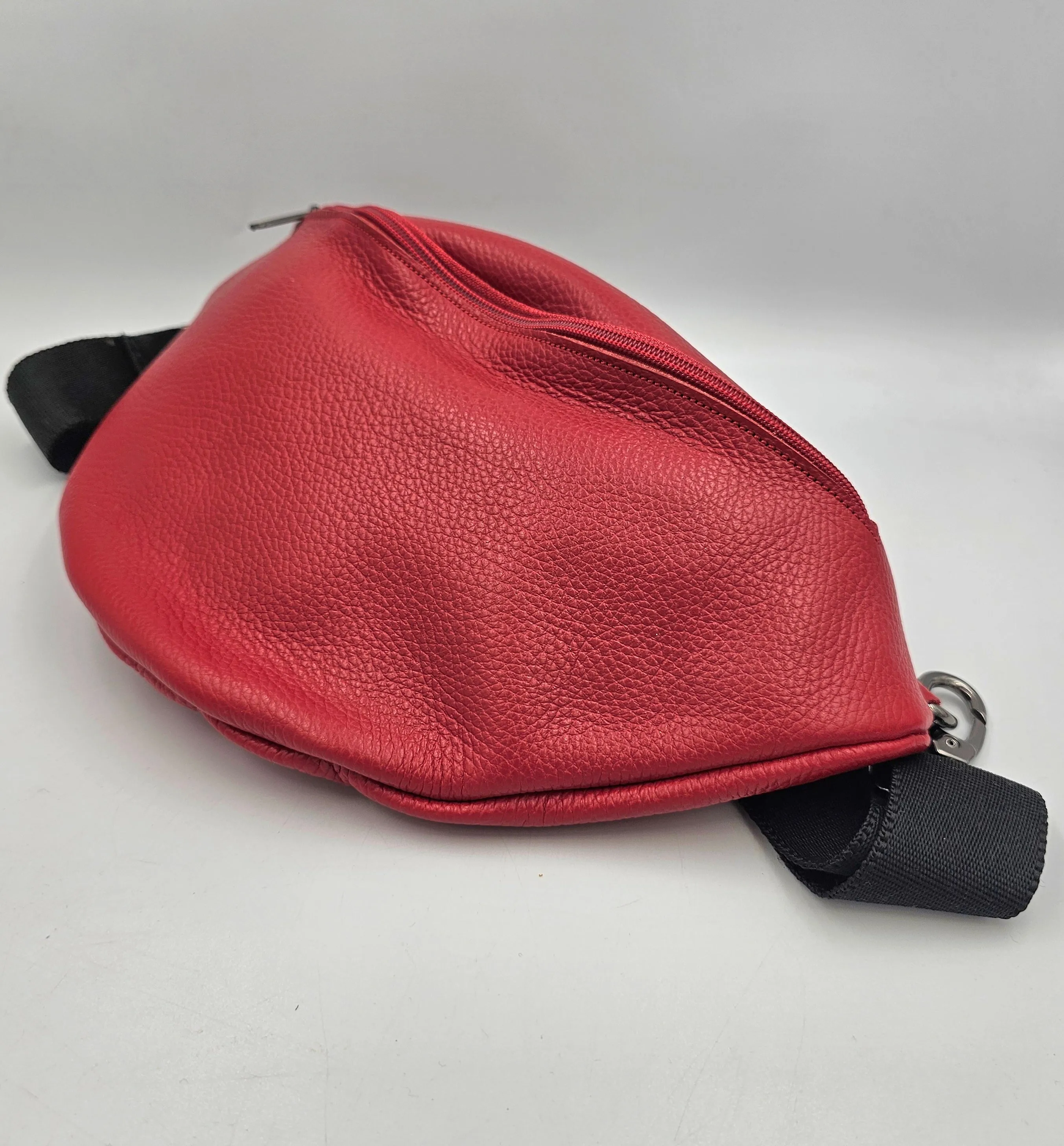 Red leather waist bag - Unisex leather fanny pack