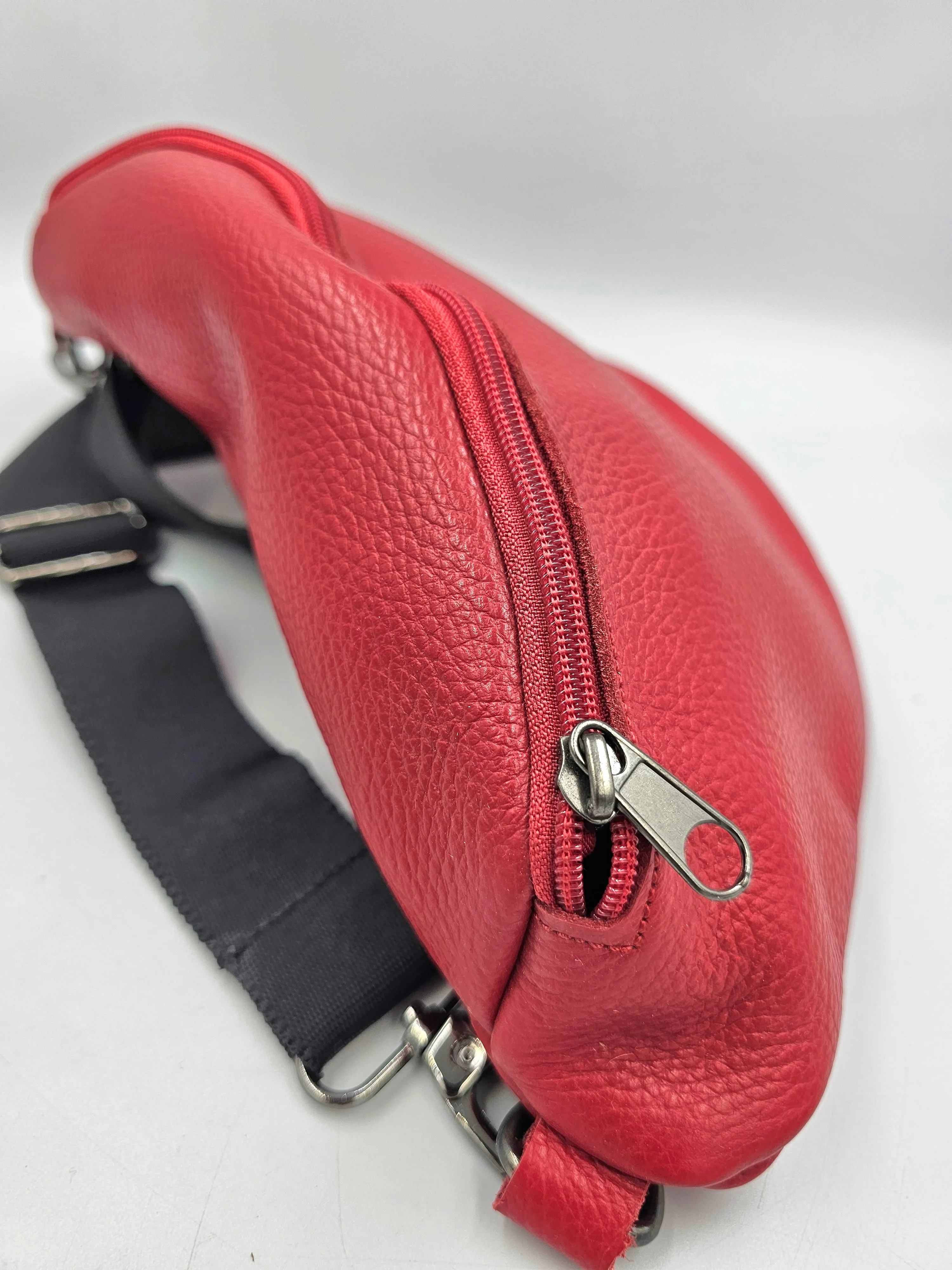 Red leather waist bag - Unisex leather fanny pack