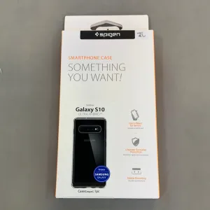 Spigen Ultra Hybrid<br>Samsung S10